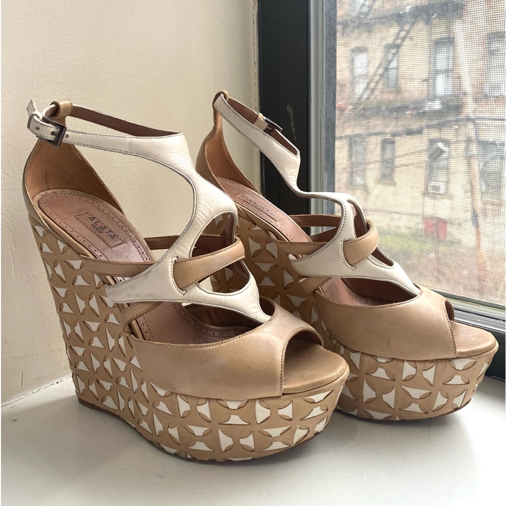 Maison Alaïa Wedges